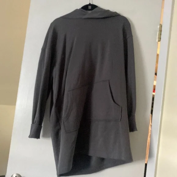 h&M gray sweatshirt dress and leggings set - Picture 7 of 11